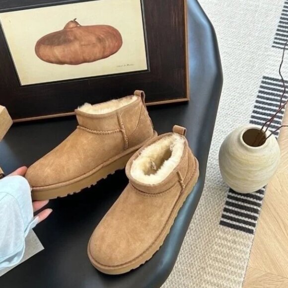 UGG Classic Ultra Mini Chestnut - Picture 2 of 9